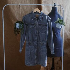 ✨American Eagle Denim Shirt Dress - Size Small
